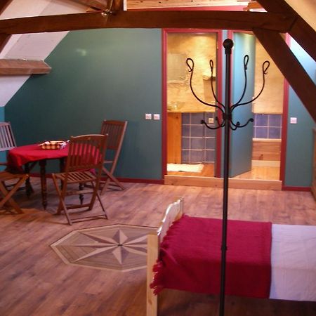 Le Trot'In Chair Martigny-le-Comte Exterior foto